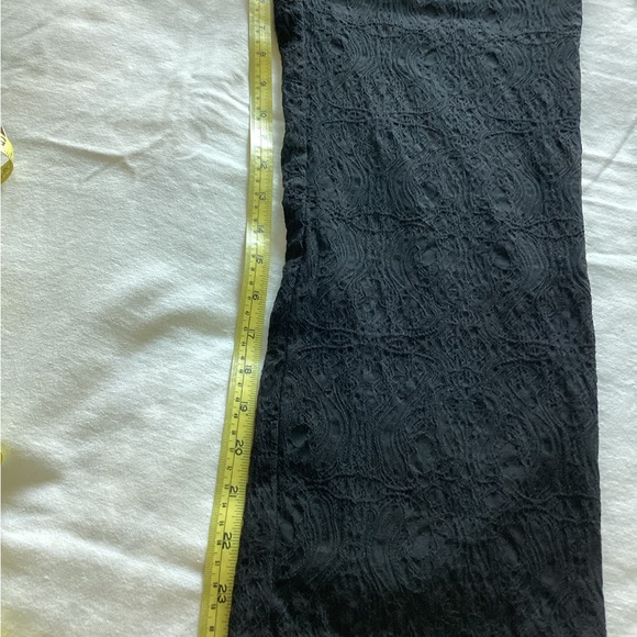 Lulu B textured pants - Picture 9 of 9